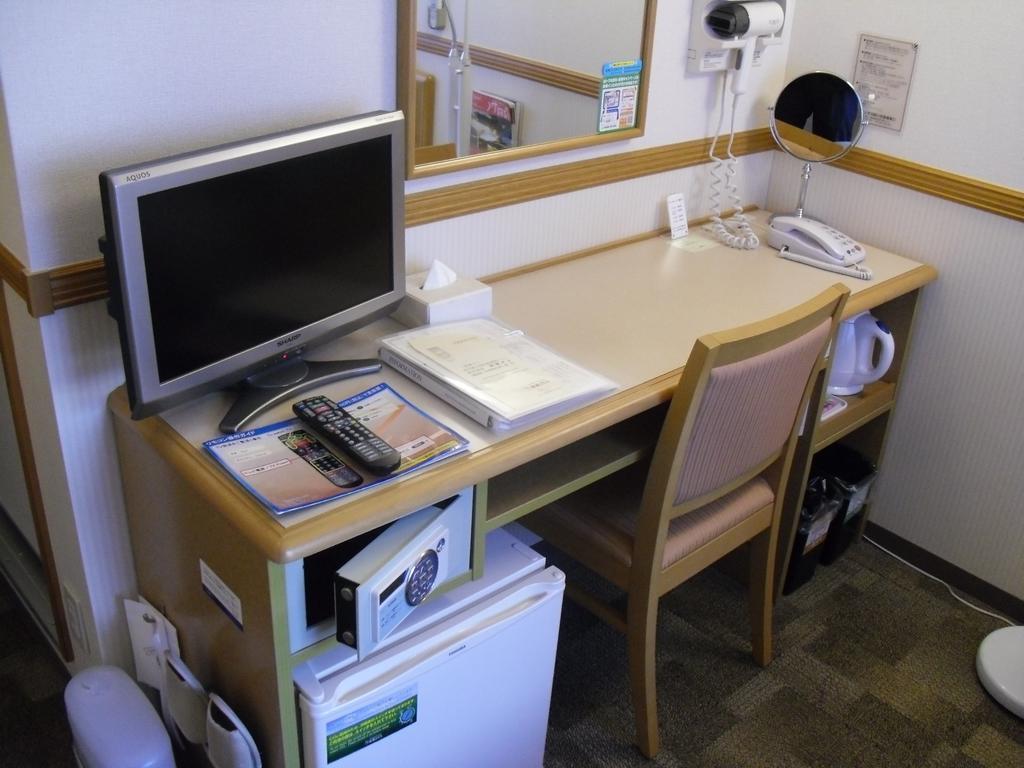 Toyoko Inn Chiba Makuhari Eksteriør billede